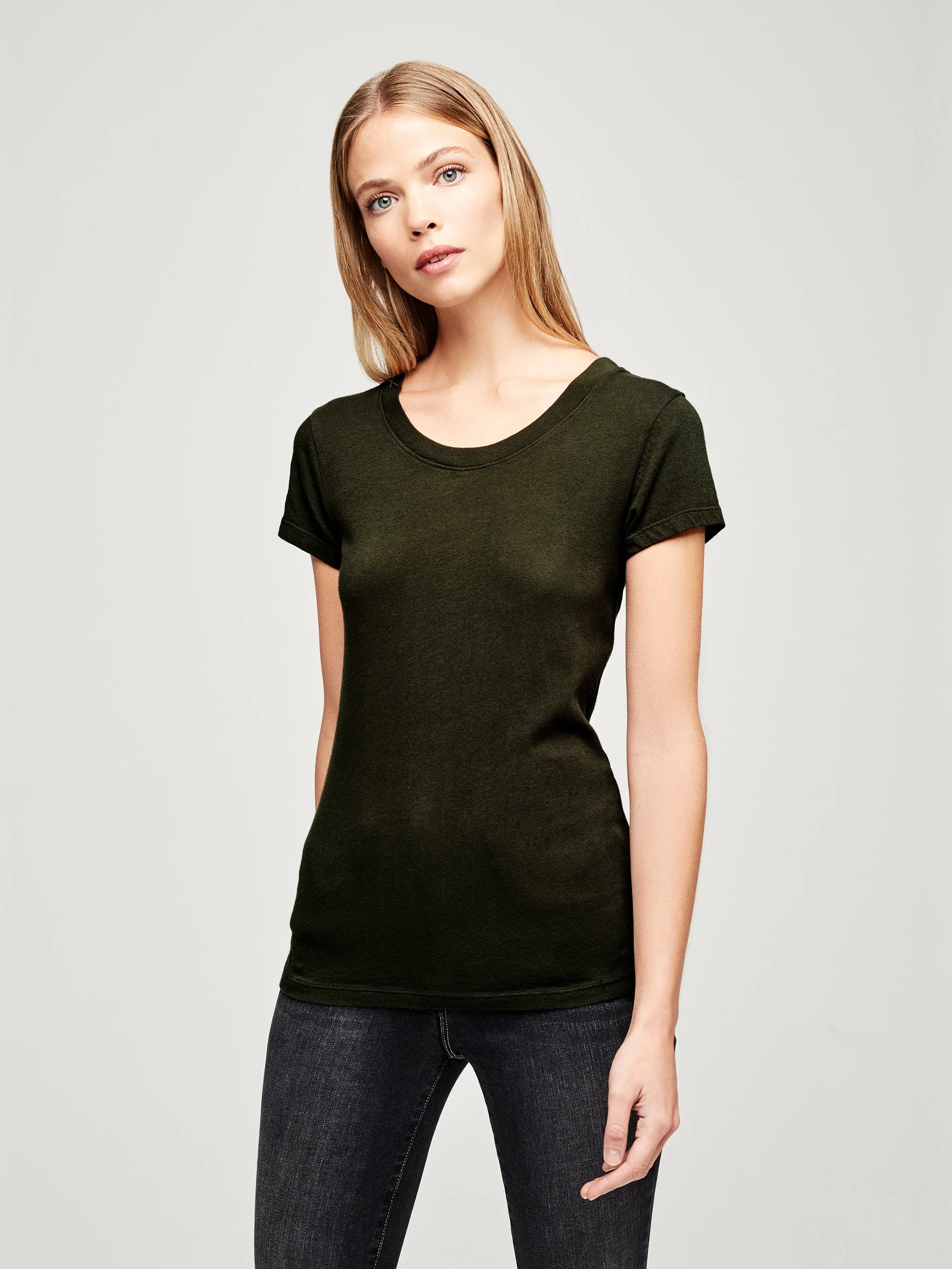 L'AGENCE CORY SCOOP NECK TEE - Image 3